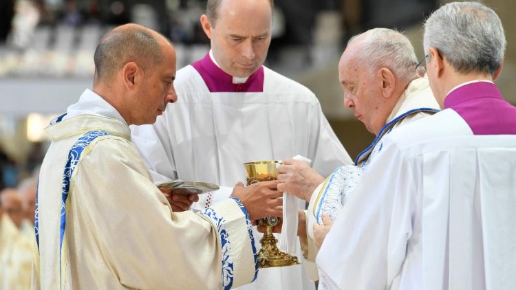 Furaha katika huduma kwa watu wa Mungu