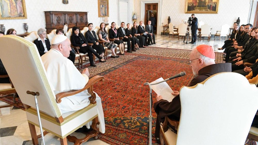 A audiência com a delegação do Ceprome no Vaticano