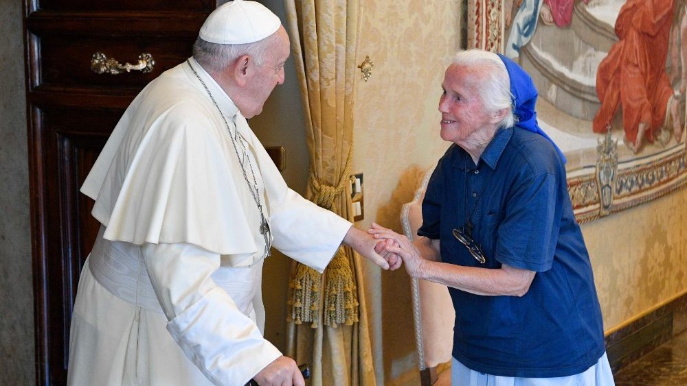 Падчас аўдыенцыі для Малых Сясцёр Езуса