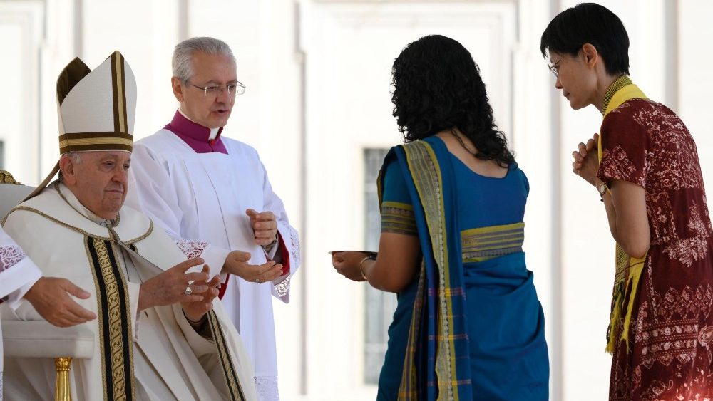 Святая Імша на адкрыццё Сінода Біскупаў