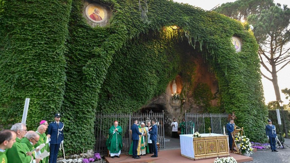 Святая Імша для корпуса Ватыканскай жандармерыі