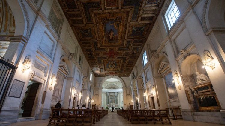 L'interno della Basilica