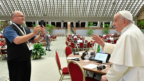 „Kirche zu sehr mit sich selbst beschäftigt“