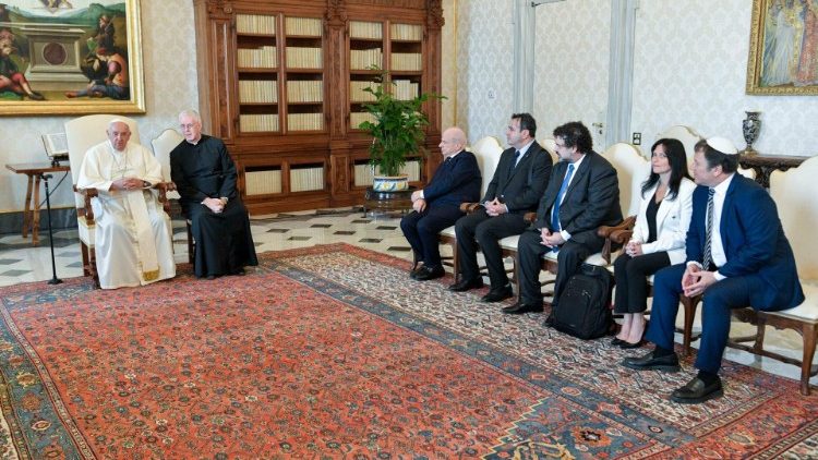 Papa com delegação do Congresso Judaico Mundial 