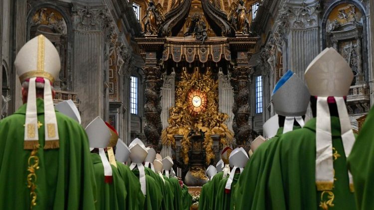 Dominika tarehe 29 Oktoba 2023, Baba Mtakatifu Francisko ameadhimisha Ibada ya Misa Takatifu kwenye Kanisa kuu la Mtakatifu Petro mjini Vatican kwa ajili ya kufunga Sinodi ya XVI ya Maaskofu. 