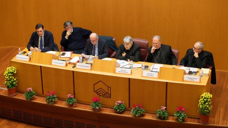 A confer&ecirc;ncia &eacute; organizada pelo Dicast&eacute;rio para as causas dos Santos