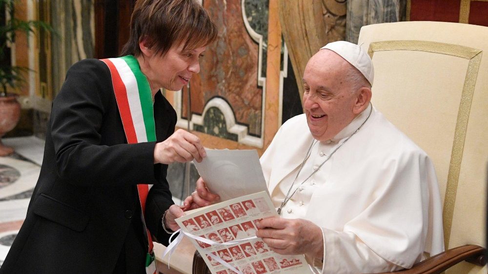 Аўдыенцыя для прадстаўнікоў насельніцтва і ўлад Цэнтральнай Італіі