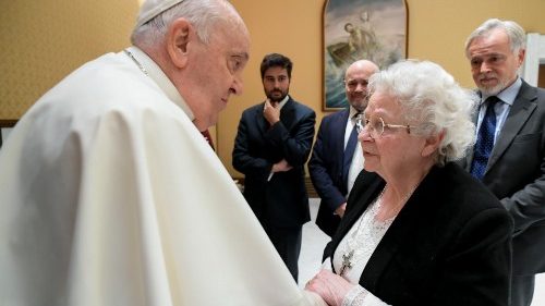 La testimonianza di perdono di Roseline Hamel al Giubileo della Comunicazione