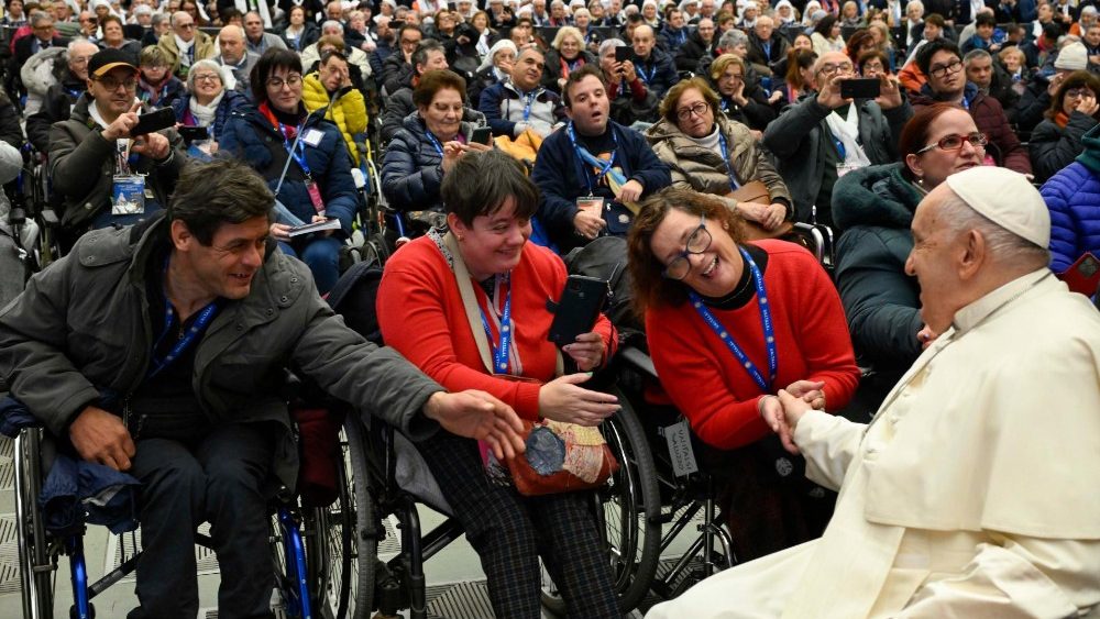 Аўдыенцыя для Італьянскага нацыянальнага саюза транспартавання хворых у Лурд і міжнародныя санктуарыі