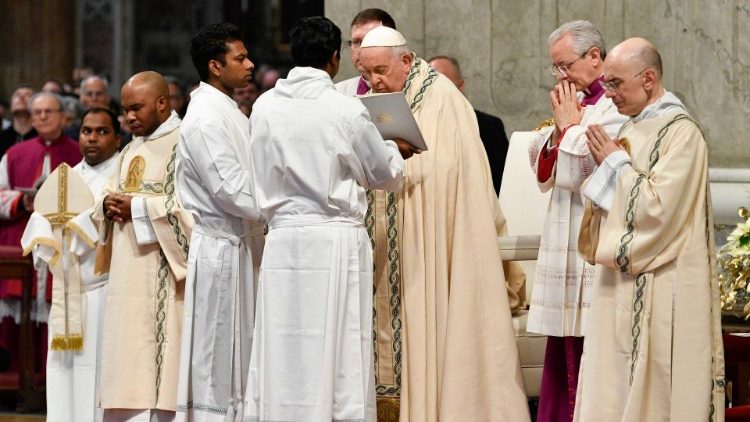 2024.01.01 Santa Messa nella festivitÃ  di Maria SS.ma, Madre di Dio