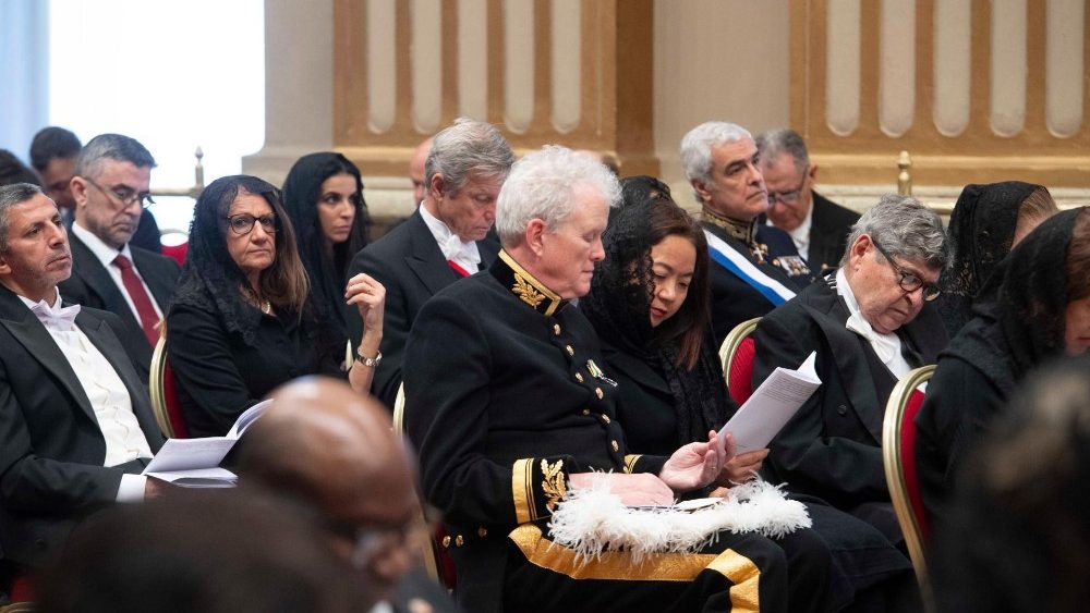 Сустрэча з дыпламатычным корпусам, акрэдытаваным пры Апостальскай Сталіцы