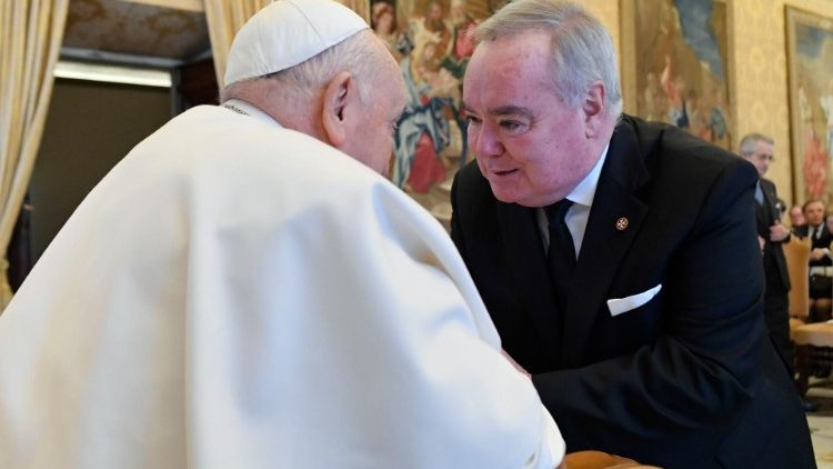 Fra' John T. Dunlap, Principe e Gran Maestro del Sovrano Militare Ordine di Malta, nel saluto al Papa