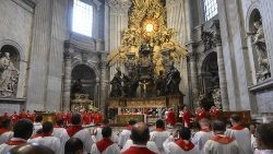 Սուրբ Պետրոս տաճարին մէջ քահանանաեր (2024)