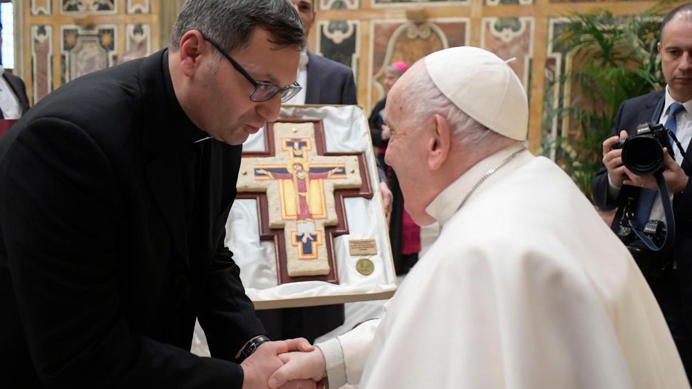 Папа падчас аўдыенцыі з дэлегацыіяй Арцыбіскупскай семінарыі Неапаля