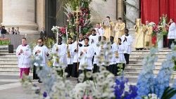 2024.03.31 Богослужіння з нагоди Пасхи на площі Святого Петра