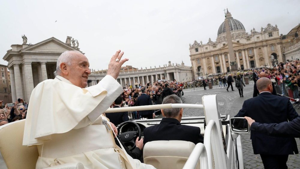Велікодная Імша на плошчы святога Пятра