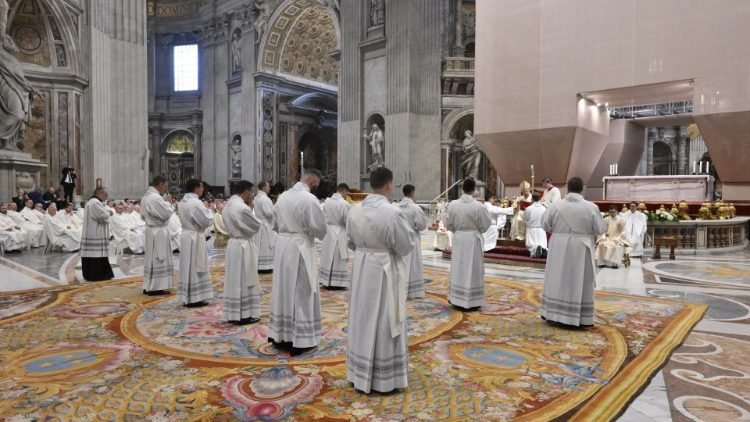 Priesterweihen im Petersdom