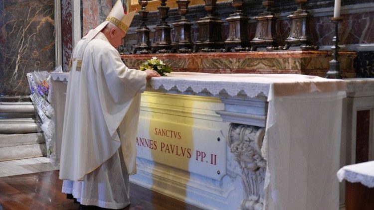 El cardenal Stanisław Dziwisz, arzobispo emérito de Cracovia (Polonia), quien fue secretario personal del Papa Wojtyła