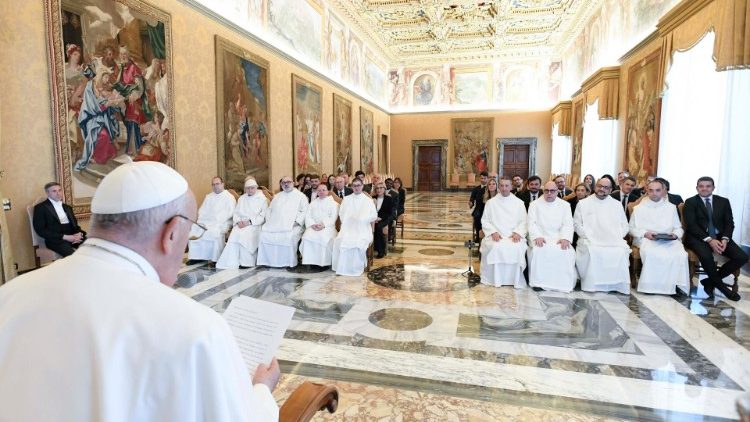 Papa Francesco durante l'udienza