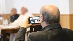 A fost publicat Mesajul papei Francisc pentru a 59-a Zi mondială a comunicațiilor sociale