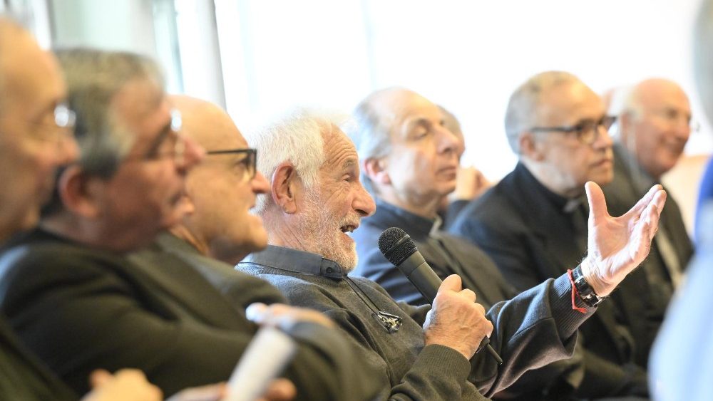 Сустрэча Папы са святарамі ў парафіі Сан-Джузэпэ-аль-Трыанфале 