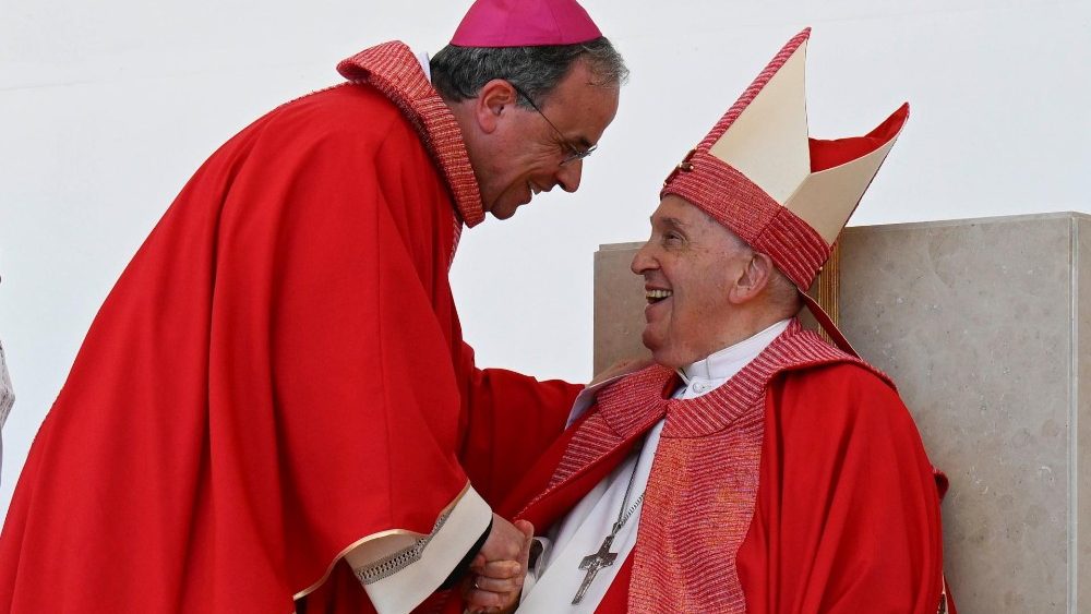 Святая Імша на стадыёне Бэнтэгодзі (Bentegodi) ў Вероне