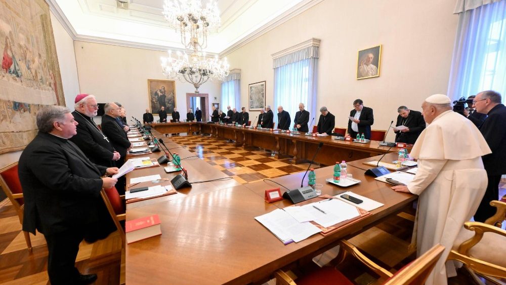 Францішак правёў нараду з кіраўніцтвам ведамстваў Рымскай курыі