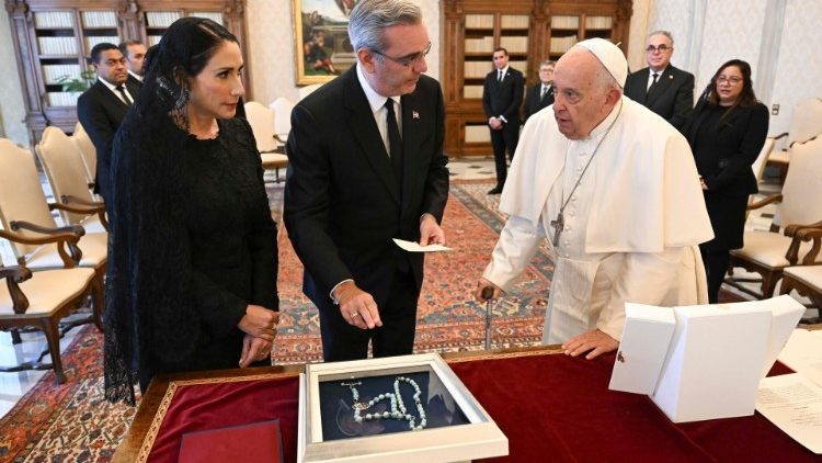 El tradicional intercambio de regalos