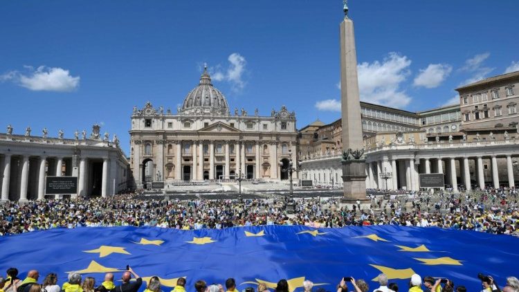 Mtakatifu Yosefu Mei Mosi 1955 Msimamizi wa wafanyakzi duniani