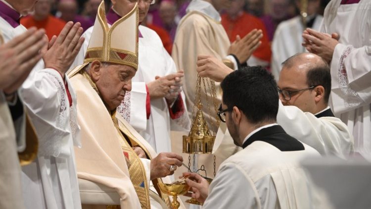 Tunawezaje kuutunza ubinadamu wetu ili kutusaidia sisi pia kuzaa matunda kwa njia hii ikiwa si kwa kumgeukia tena Yesu na Injili yake? 