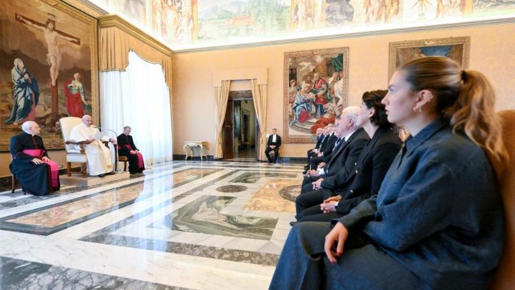 The Pope addresses participants