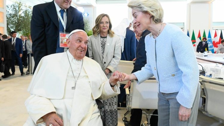 O Papa com Ursula von der Leyen, presidente da Comissão Europeia