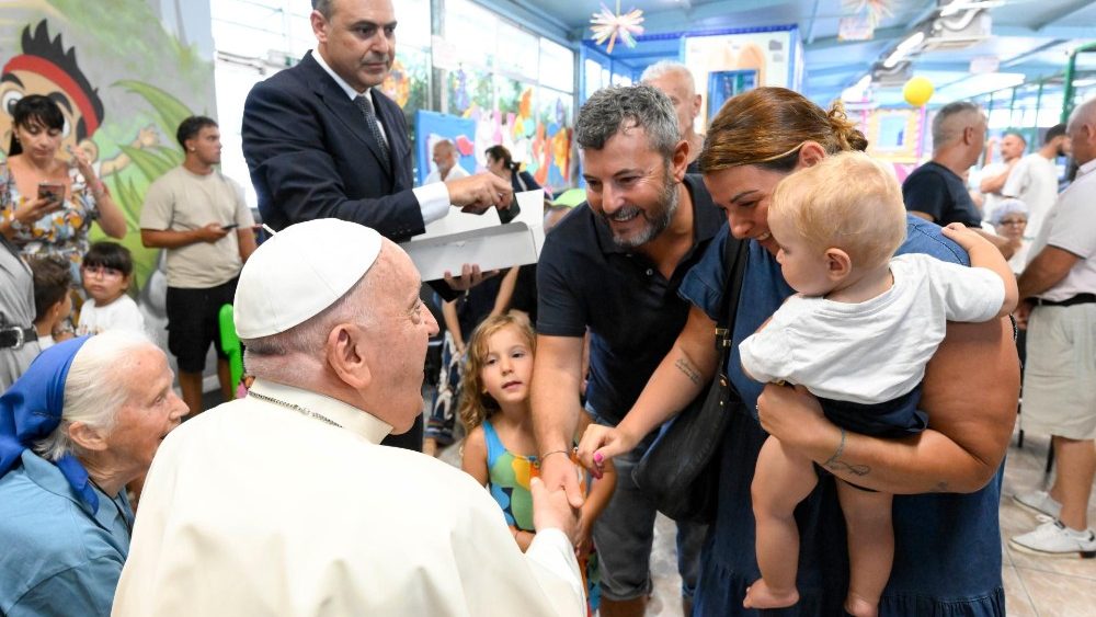 Papež s provozovateli Lunaparku