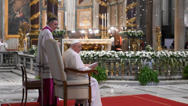 Papa Francisko katika maisha yake alijiaminisha kwa B. Maria