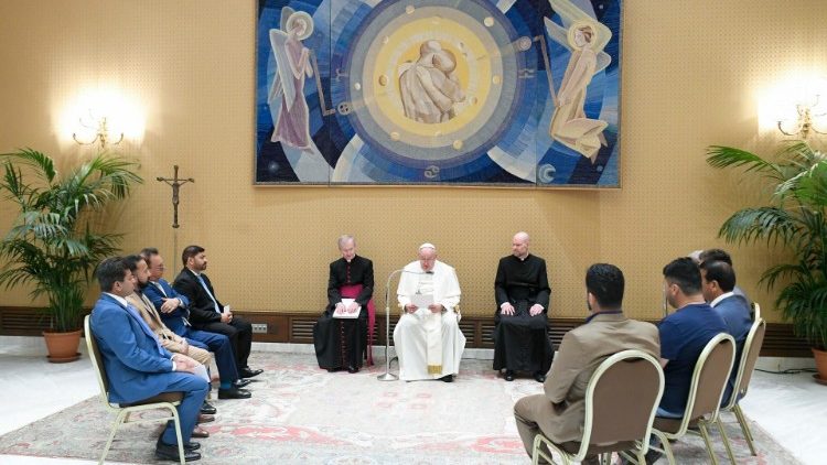 Il Papa riceve una delegazione dell'Associazione Comunità Afghana in Italia