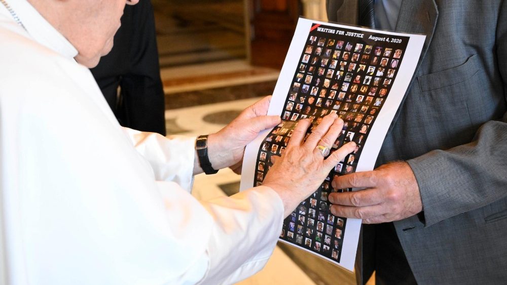 Familiari delle Vittime dell'esplosione nel Porto di Beirut 