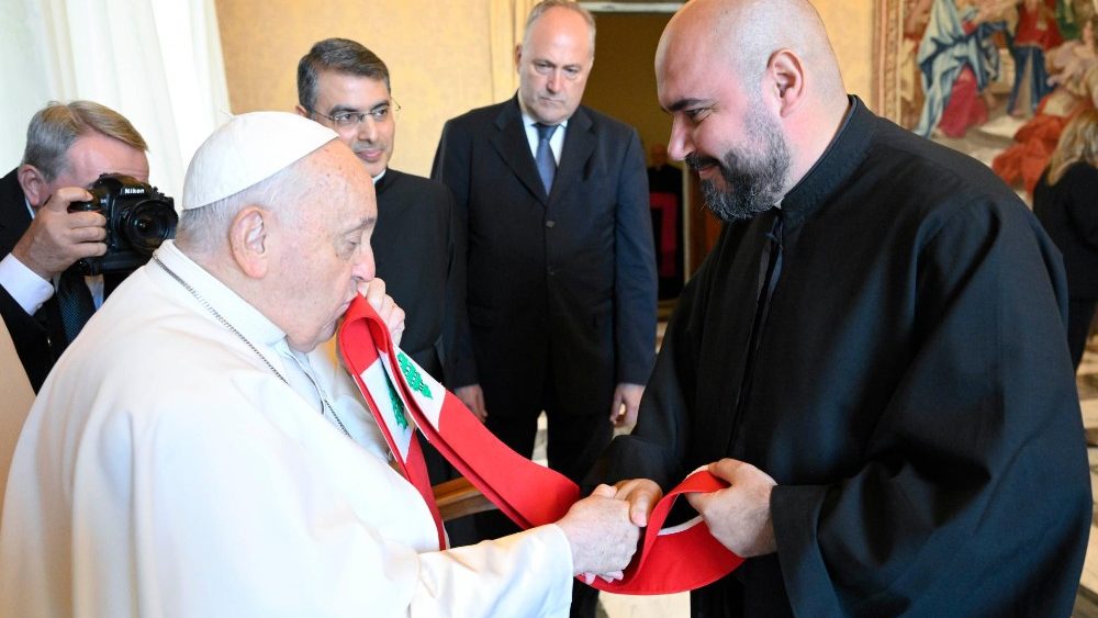 Familiari delle Vittime dell'esplosione nel Porto di Beirut 