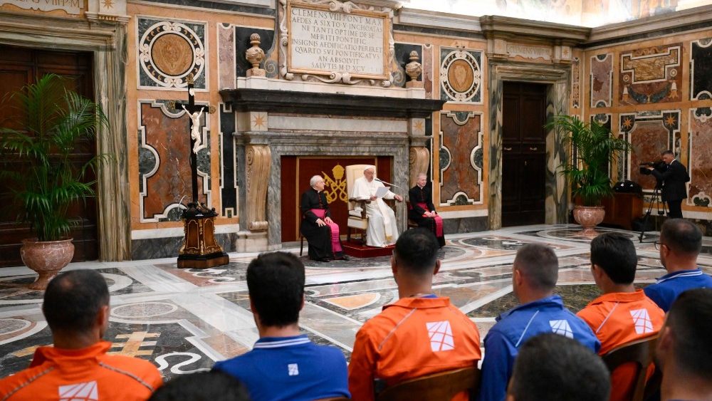 Audiência no Papa aos dirigentes e funcionários da Empresa de energia Terna