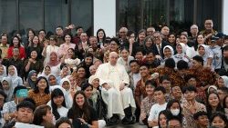 Le Pape avec les jeunes de la fondation Scholas Occurrentes. 