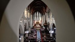 2024.09.04 Viaggio Apostolico in Indonesia - Incontro con i Vescovi 