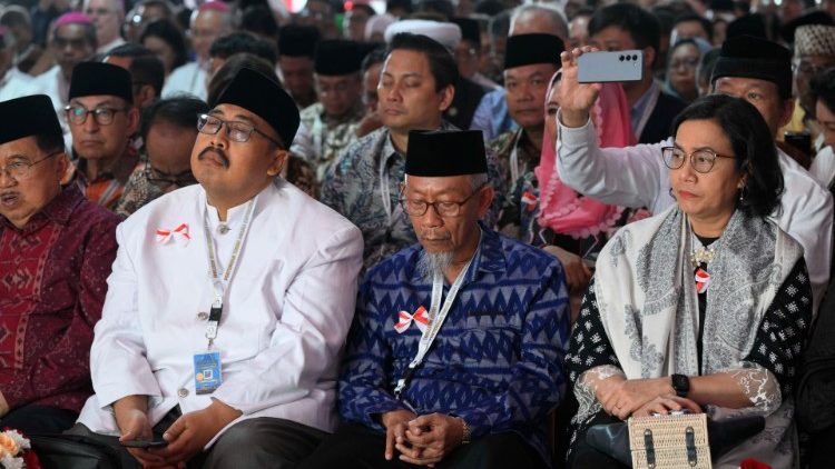 Papa wakati wa mkutano wa kidini