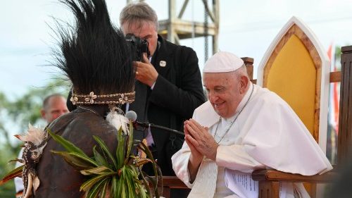 Papst in Vanimo: „Eine tiefe Verbeugung“