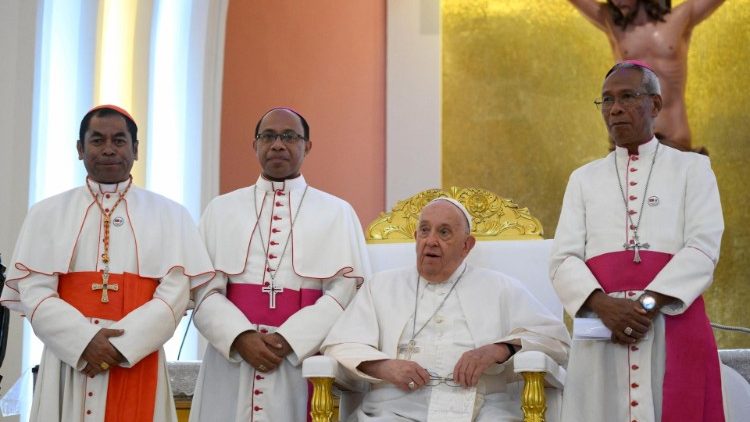 Bispos de Timor Leste com Papa Francisco, Díli (setembro 2024)