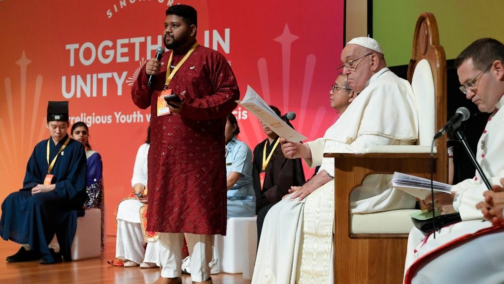 2024.09.13 Viaggio Apostolico a Singapore - Incontro Interreligioso con i giovani