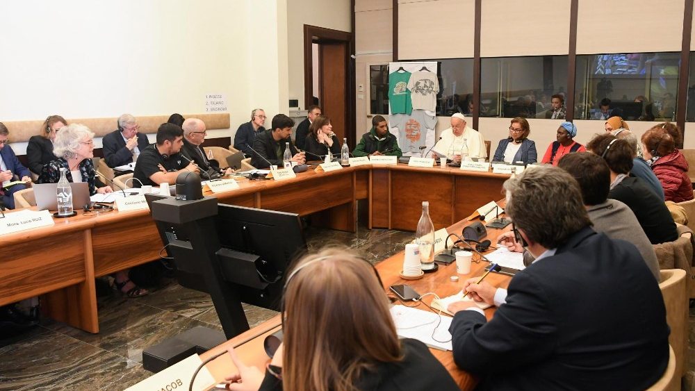 Il simposio dei Movimenti Popolari a palazzo San Calisto, sede del Dicastero per il Servizio dello Sviluppo Umano Integrale