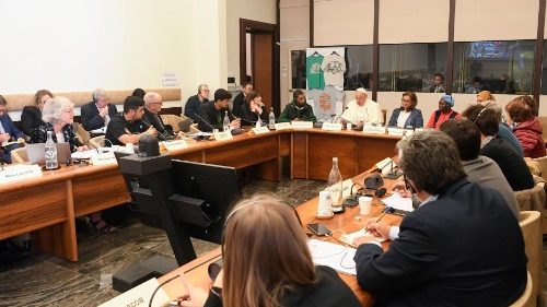 I Movimenti Popolari, una bandiera contro la disumanizzazione