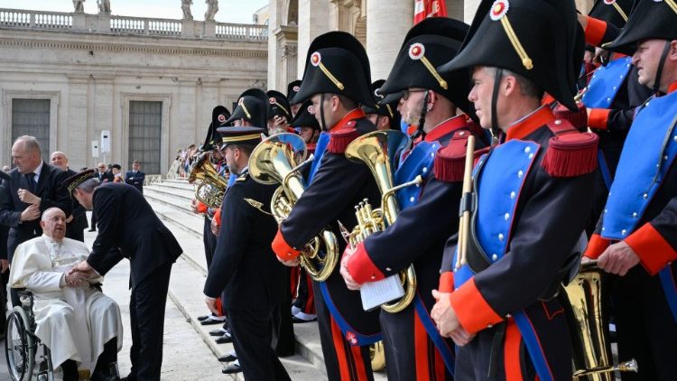 La fanfara della Polizia del cantone Vallese dal Papa