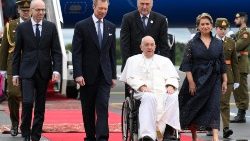 Папа Франциск с великохерцогското семейство на Люксембург