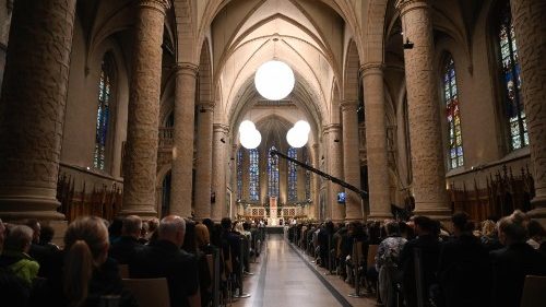 Св. Отец в Нотр-Даме: миссия, радость и открытость для всех