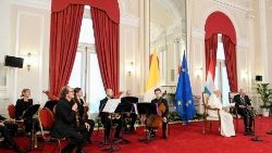 Pope Francis meeting authorities in Luxembourg